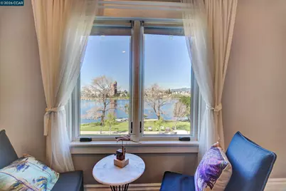 2038 2040 Lakeshore, Oakland, CA 94606 - Photo 36