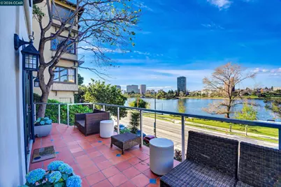 2038 2040 Lakeshore, Oakland, CA 94606 - Photo 36