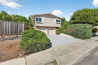 6415 Hazel Ave, Richmond, CA 94805 - Photo 2