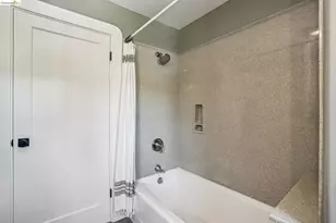 3136 Arizona St, Oakland, CA 94602 - Photo 36