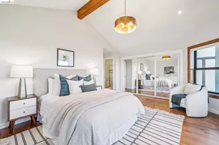 6277 Wood Dr, Oakland, CA 94611 - Photo 38