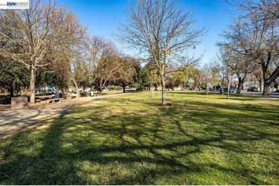 3048 Badger Dr, Pleasanton, CA 94566 - Photo 36