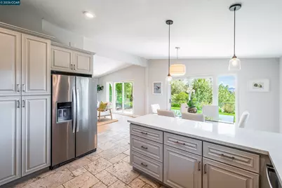 11 Dale Court, Lafayette, CA 94595 - Photo 10