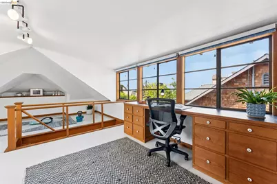 2035 Francisco St, Berkeley, CA 94709 - Photo 32