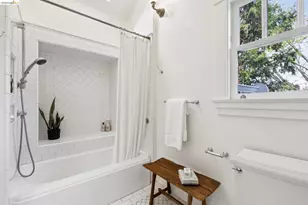 5633 Oak Grove Ave, Oakland, CA 94618 - Photo 44