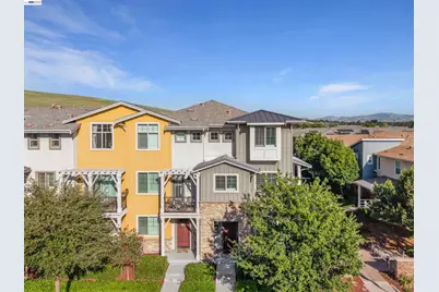 375 Basswood Cmn #9, Livermore, CA 94551 - Photo 2