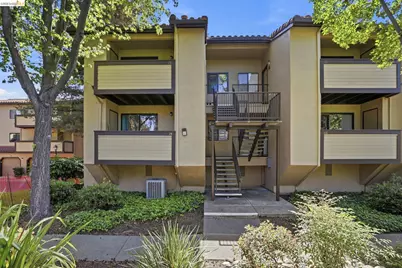 78 Shaniko Cmn, Fremont, CA 94539 - Photo 2