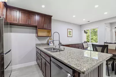 78 Shaniko Cmn, Fremont, CA 94539 - Photo 8