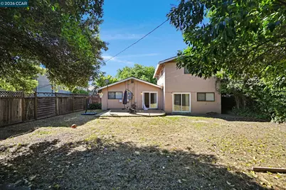 1402 Canterbury Dr, Fairfield, CA 94533 - Photo 30