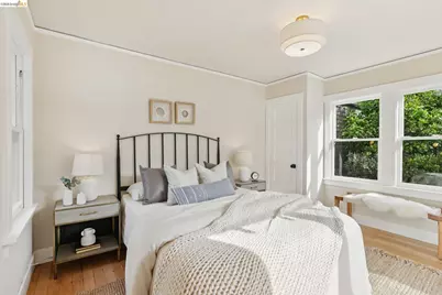 216 John St, Oakland, CA 94611 - Photo 20