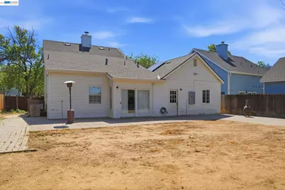 761 Heritage Pl, Tracy, CA 95377 - Photo 32