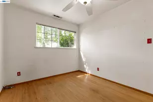 35446 Cleremont Dr, Newark, CA 94560 - Photo 22