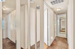 35446 Cleremont Dr, Newark, CA 94560 - Photo 14