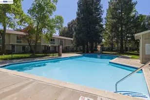 1245 Pine Creek Wy, Concord, CA 94520 - Photo 28