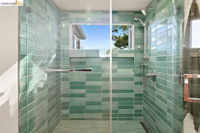 450 Vermont Ave, Berkeley, CA 94707 - Photo 34