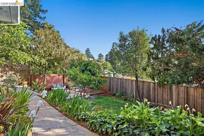 450 Vermont Ave, Berkeley, CA 94707 - Photo 50