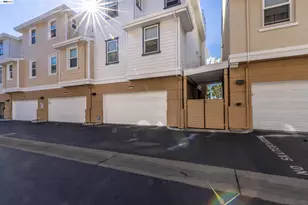 228 First St, Benicia, CA 94510 - Photo 32