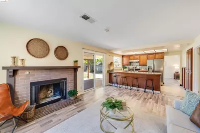 2142 Redwood Rd, Hercules, CA 94547 - Photo 16