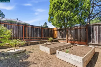 133 Claremont Ave, Vallejo, CA 94590 - Photo 32