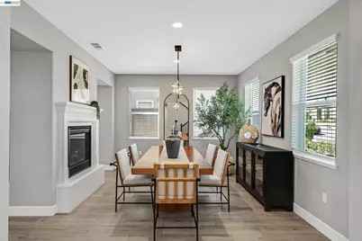 271 Eagle Nest Dr, Oakley, CA 94561 - Photo 8