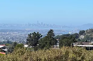14381 Skyline Blvd, Oakland, CA 94619 - Photo 16