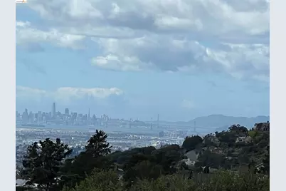 14381 Skyline Blvd, Oakland, CA 94619 - Photo 1