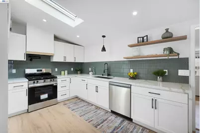 27830 Miami Ave, Hayward, CA 94545 - Photo 10