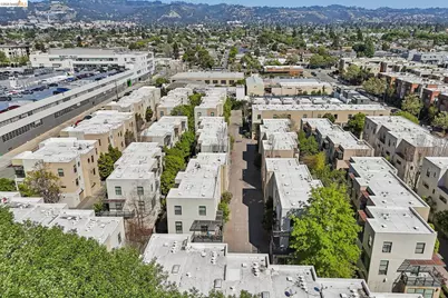 23 City Limits Cir, Emeryville, CA 94608 - Photo 32