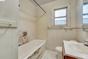 1707 78th Ave, Oakland, CA 94621 - Photo 16