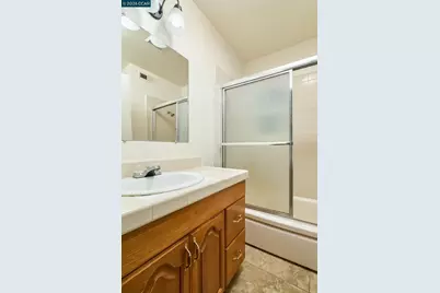 7016 Uranus Pkwy, Sacramento, CA 95823 - Photo 10