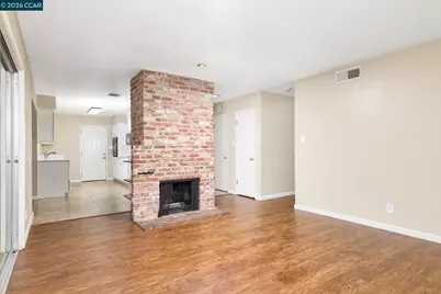 7016 Uranus Pkwy, Sacramento, CA 95823 - Photo 6