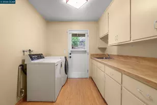 31 Oak Knoll Loop, Walnut Creek, CA 94596 - Photo 12