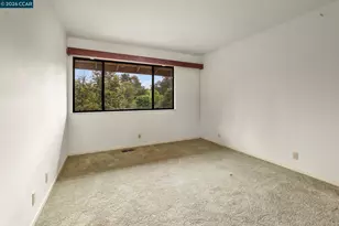 31 Oak Knoll Loop, Walnut Creek, CA 94596 - Photo 16