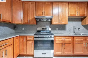 2538 16th St, Oakland, CA 94601 - Photo 12