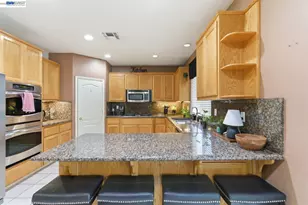 2076 Captalpa, Antioch, CA 94509 - Photo 8