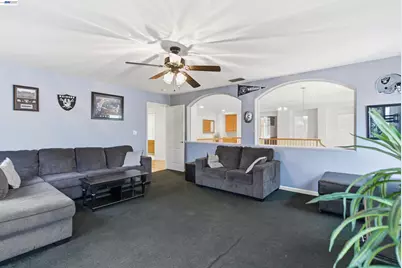 2076 Captalpa, Antioch, CA 94509 - Photo 18