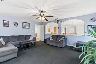 2076 Captalpa, Antioch, CA 94509 - Photo 18