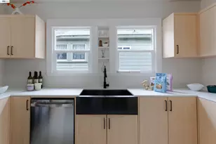 318 Pine St, Stockton, CA 95204 - Photo 10