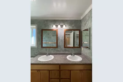 1520 Schenone Ct #2, Concord, CA 94521 - Photo 10