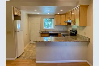 1520 Schenone Ct #2, Concord, CA 94521 - Photo 4