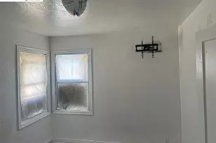 9945 B St, Oakland, CA 94603 - Photo 10