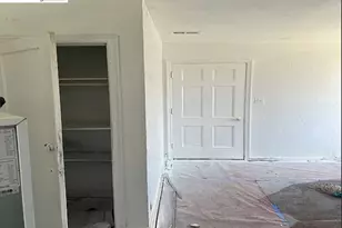 9945 B St, Oakland, CA 94603 - Photo 6