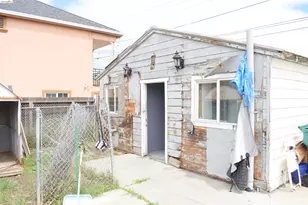 9945 B St, Oakland, CA 94603 - Photo 16