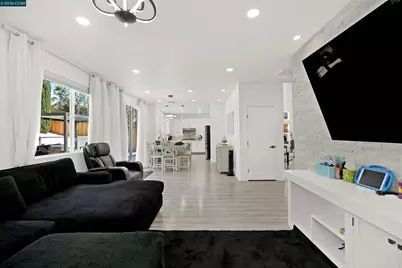 621 Black Oak Way, Antioch, CA 94509 - Photo 22