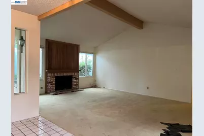 212 Puddingstone Rd, Alameda, CA 94502 - Photo 4