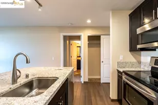 6400 Christie Ave, Emeryville, CA 94608 - Photo 6