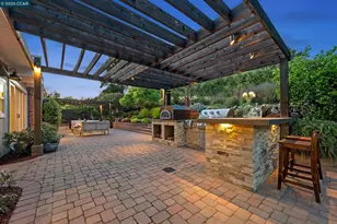 31 Ivy Dr, Orinda, CA 94563 - Photo 52