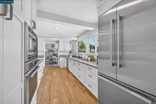 31 Ivy Dr, Orinda, CA 94563 - Photo 14