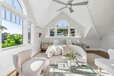 1858 San Lorenzo Ave, Berkeley, CA 94707 - Photo 32