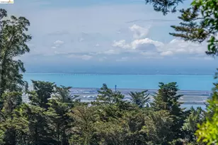 2835 Morley Dr, Oakland, CA 94611 - Photo 32